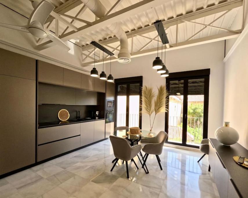 Loft Puerta De Capitulares Apartment Cordoba Luaran gambar