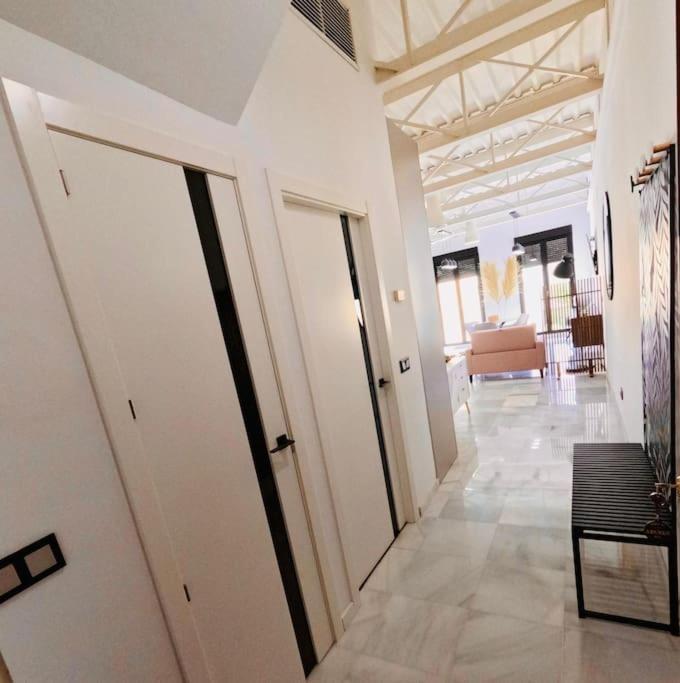Loft Puerta De Capitulares Apartment Cordoba Luaran gambar